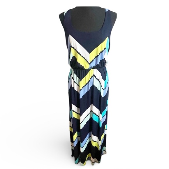 Trixxi Dresses & Skirts - Trixxi Dress Womens M Navy Multi Chevron Maxi Sleeveless Boho Casual Chic Retro
